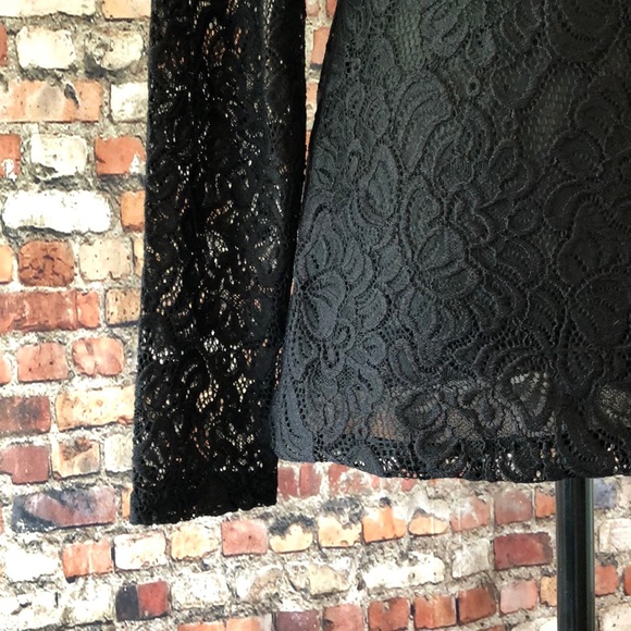 White House Black Market Lace Top - Picture 3 of 7